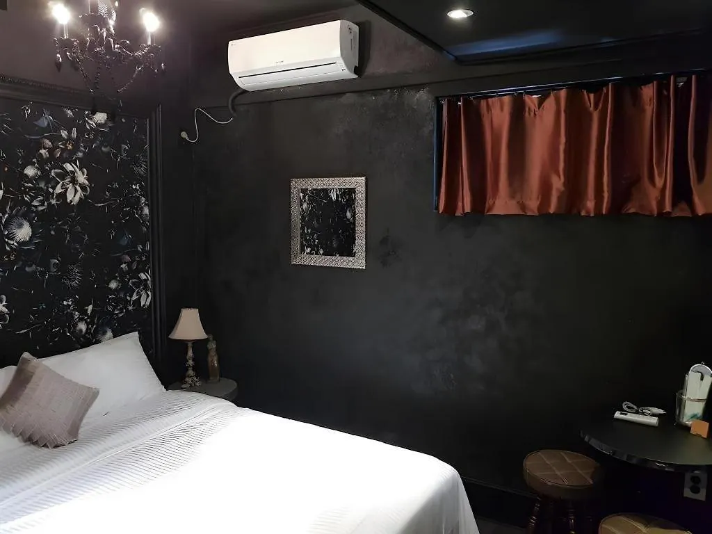 Hotel Elephant Busan 3*,